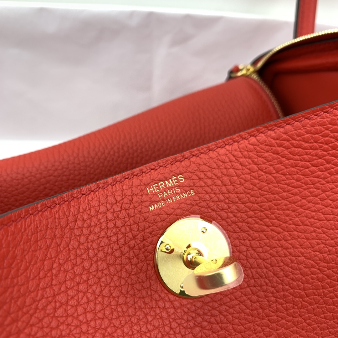 Hermes Lindy 30cm Handbag Shoulder Bag In Red Clemence Leather